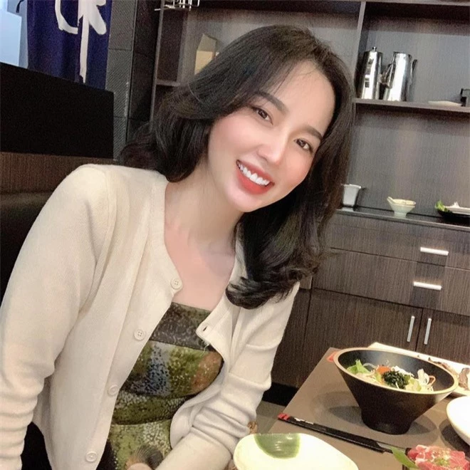 Em vợ Lê Dương Bảo Lâm xinh đẹp không kém hot girl - Ảnh 5.