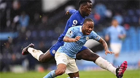 Sterling tố bị trọng tài cướp mất penalty