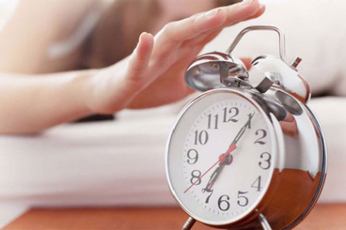 7 thói quen vào buổi sáng gây hại nặng nề cho sức khỏe