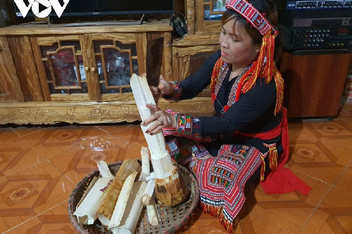 Món đặc sản từ củ tao của người Dao đỏ Yên Bái