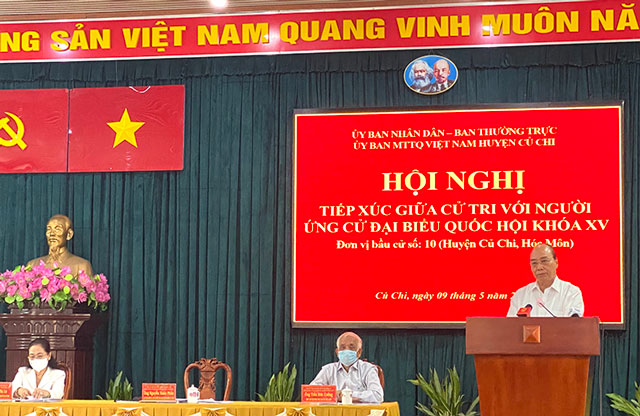 Chủ tịch nước Nguyễn Xuân Phúc dự Hội nghị tiếp xúc cử tri tại huyện Củ Chi, TP Hồ Chí Minh