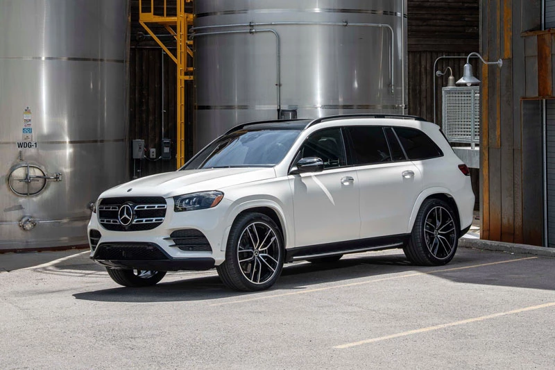 8. Mercedes-Benz GLS 2021 (giá khởi điểm: 76.000 USD).