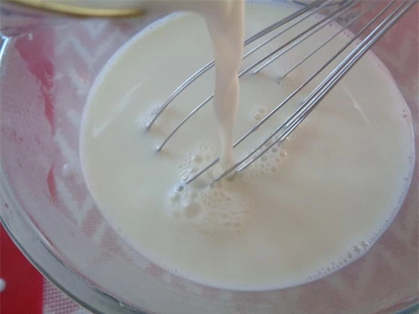 Cách làm sữa chua túi đơn giản, thơm ngon, không đóng đá 1