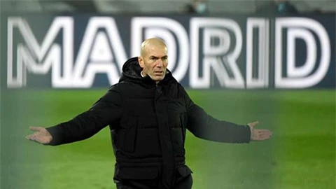 Zidane nổi giận với trọng tài vì quả penalty trong trận Sevilla