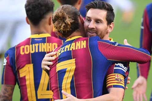 Barca lọt Top 4 đội thể thao giá trị nhất thế giới, MU bật khỏi Top 10