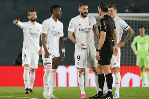 Real Madrid có thể mất chức vô địch vì VAR