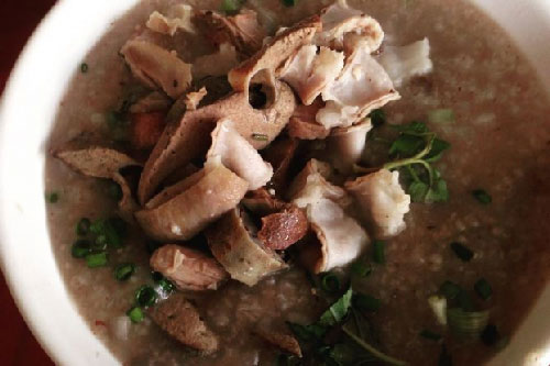 3 kiểu người dù thèm đến mấy cũng tuyệt đối không nên ăn cháo lòng