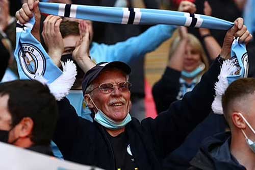 Premier League dự kiến đón 10.000 CĐV mỗi trận vòng hạ màn