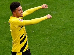 MU đặt mục tiêu mua xong Sancho trước EURO 2020