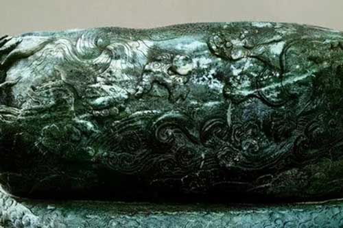 Bảo vật "đen đủi" nhất: Tạo tác từ 3,5 tấn ngọc quý hiếm rồi làm hũ muối dưa suốt 300 năm