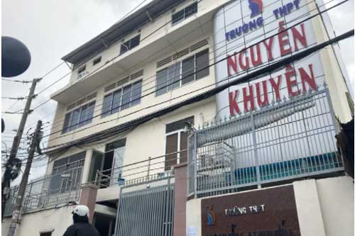 &#x110;&#x1ED3;ng Nai: N&#x1EEF; sinh x&#x103;m t&#xEA;n l&#xEA;n ng&#x1EF1;c, &#x111;&#x103;ng facebook b&#x1ECB; &quot;bu&#x1ED9;c th&#xF4;i h&#x1ECD;c&quot;