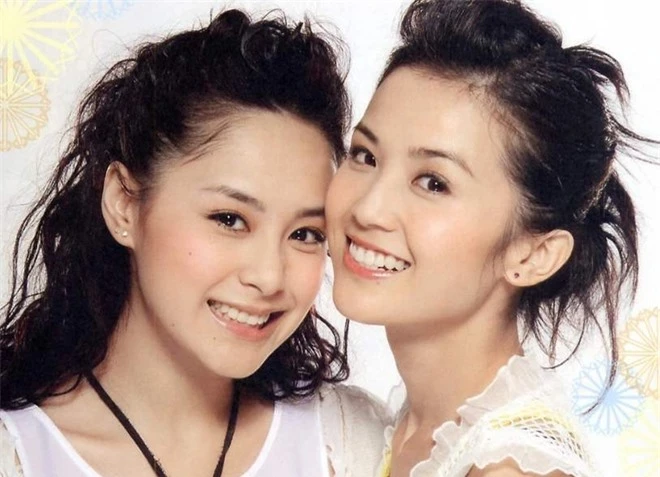 Chung Hân Đồng và Thái Trác Nghiêm từng có sự nghiệp ca hát vang dội ở Hong Kong và Châu Á khi hoạt động trong nhóm Twins.