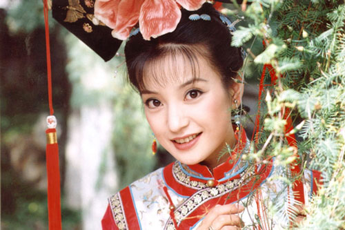 Đời tư trái ngược của ba người đẹp đóng Tiểu Yến Tử trong Hoàn Châu cách cách