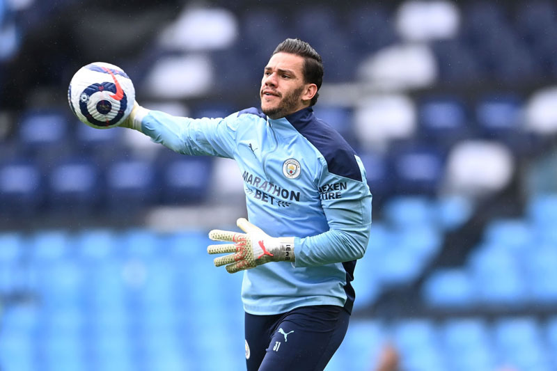 Top 10 thủ môn xuất sắc nhất thế giới: De Gea bật bãi