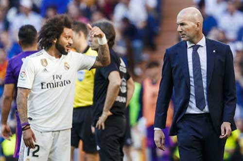 Zidane đau đầu với hàng thủ 'rách nát' của Real