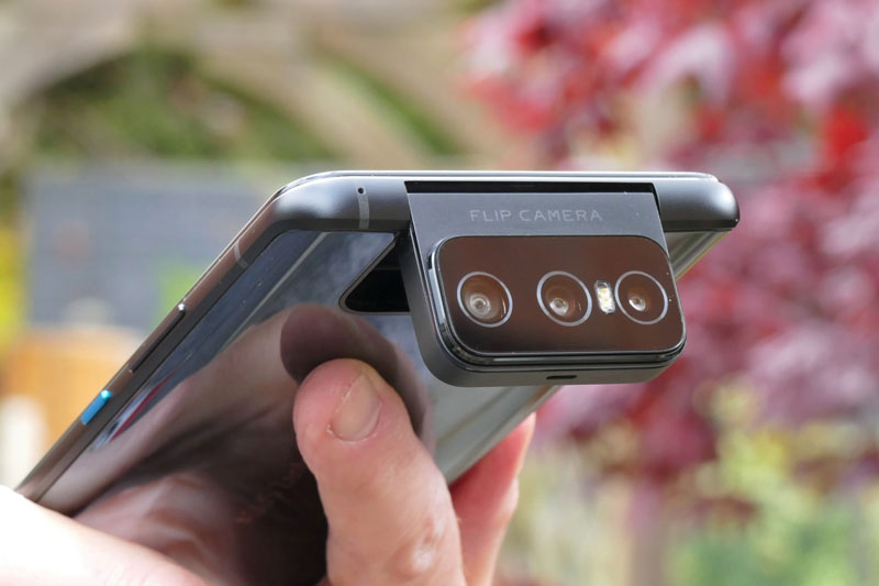 Ảnh chi tiết Asus ZenFone 8 Flip: Cấu hình ‘siêu khủng’, pin 5.000 mAh, màn hình 90Hz, camera xoay gập, giá hơn 22 triệu