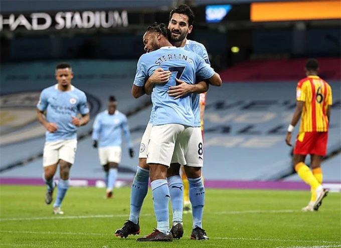 Chỉ có Sterling và Gundogan đạt mốc 10 bàn tại Premier League mùa này