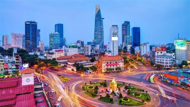 Thủ tướng ủng hộ tăng tỉ lệ điều tiết ngân sách để lại cho TP Hồ Chí Minh - Ảnh 2.