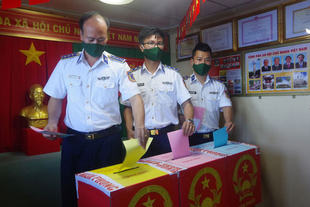 Bầu cử sớm trên khu vực vùng biển thềm lục địa phía Nam