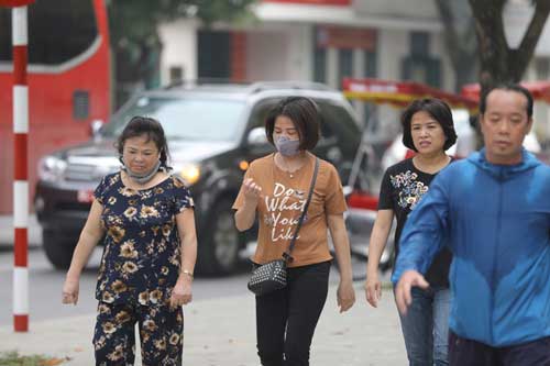 Hà Nội: Số tiền phạt người không đeo khẩu trang đã lên đến 3 tỉ đồng