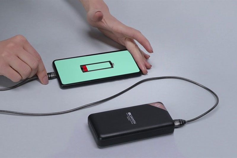 Các thủ thuật để sạc pin điện thoại nhanh và an toàn hơn