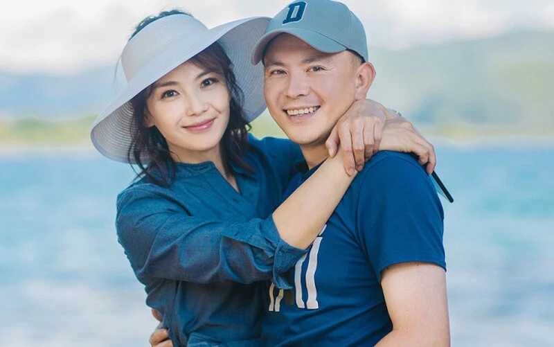 Sau khi cưới, Lưu Đào tuyên bố rút khỏi showbiz để tập trung chăm sóc gia đình.