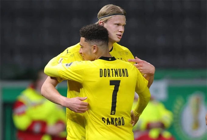 Sancho va Haaland đều lập cú đúp giúp Dortmund thắng Leipzig