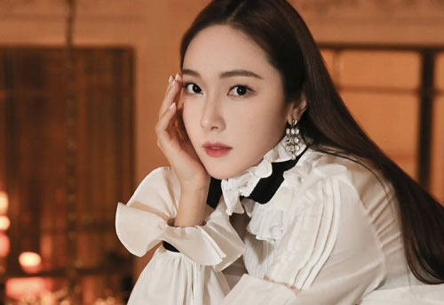 Khối tài sản đáng nể của 'công chúa băng giá' Kpop