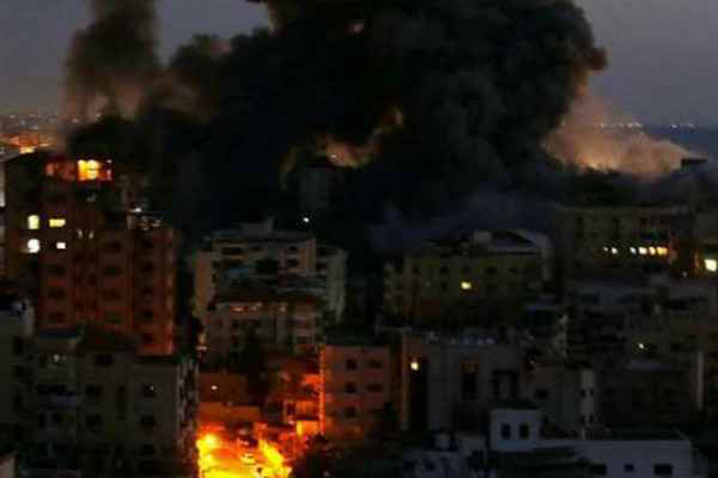 TIN SÁNG (14/5): Thêm 30 ca mắc Covid-19, Israel triển khai lục quân và không quân tấn công Gaza