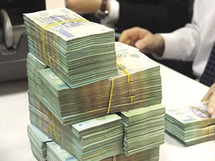Thu ngân sách tăng 7,3% so với cùng kỳ