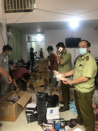 TP.Hồ Chí Minh thu giữ trên 33.000 dụng cụ hỗ trợ tình dục trôi nổi