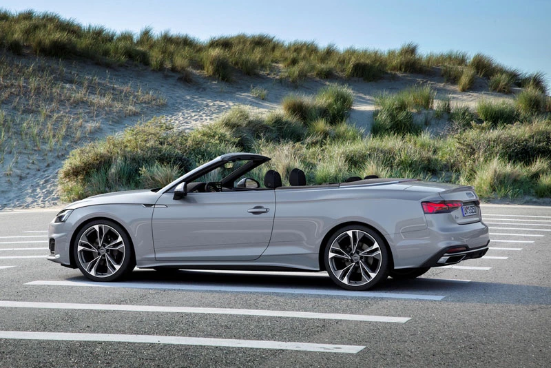 7. Audi A5 Convertible 2021 (giá khởi điểm: 41.800 USD).