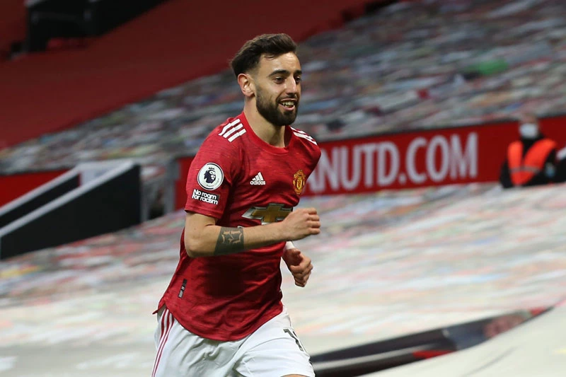 Tiền vệ: Bruno Fernandes (Manchester United).