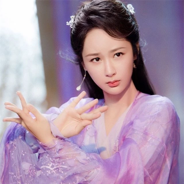 Dương Tử đóng lại vai Cẩm Mịch ở Hương mật tựa khói sương, xuất hiện xinh đẹp khiến fan mê mẩn - Ảnh 9.