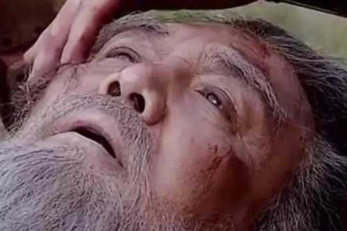 Hoàng Trung trước khi chết thều thào nói 8 chữ, Lưu Bị nghe xong đùng đùng nổi giận, Triệu Vân cũng không giữ được bình tĩnh