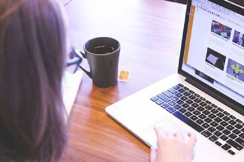 5 thông tin bạn không nên chia sẻ trên mạng xã hội