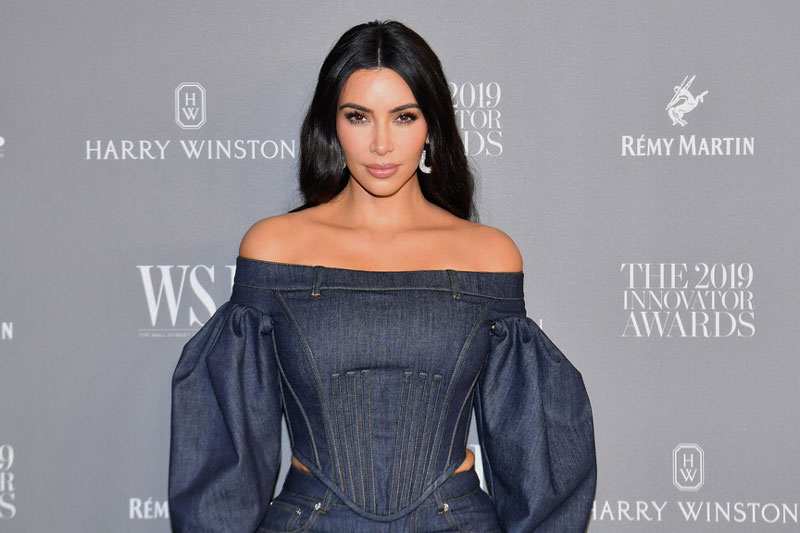 Gia đình Kim Kardashian kiếm tiền giỏi như thế nào?