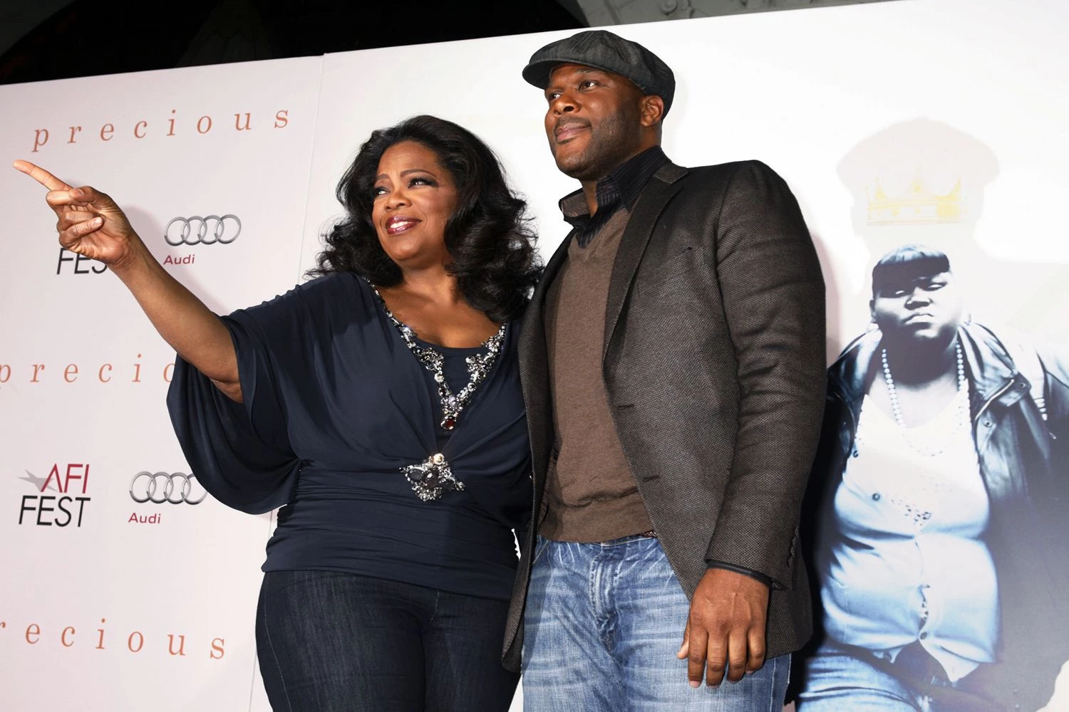 Oprah Winfrey đã hướng dẫn Tyler Perry cách trở thành tỷ phú.