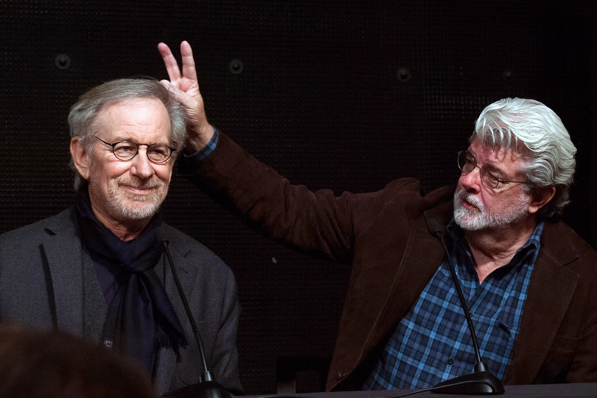 "Đôi bạn cùng tiến" Steven Spielberg và George Lucas là tỷ phú giàu có nhất giới giải trí. "Đôi bạn cùng tiến" Steven Spielberg và George Lucas là tỷ phú giàu có nhất giới giải trí.