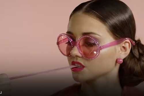 Clip: Điều gì xảy ra nếu bạn lỡ nuốt phải kẹo cao su?