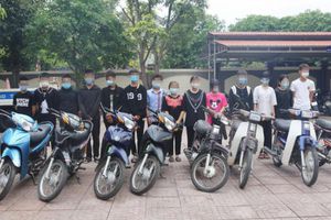 Hà Tĩnh: Lập nhóm "Domino 38” đua xe trái phép, 30 thanh niên bị công an triệu tập