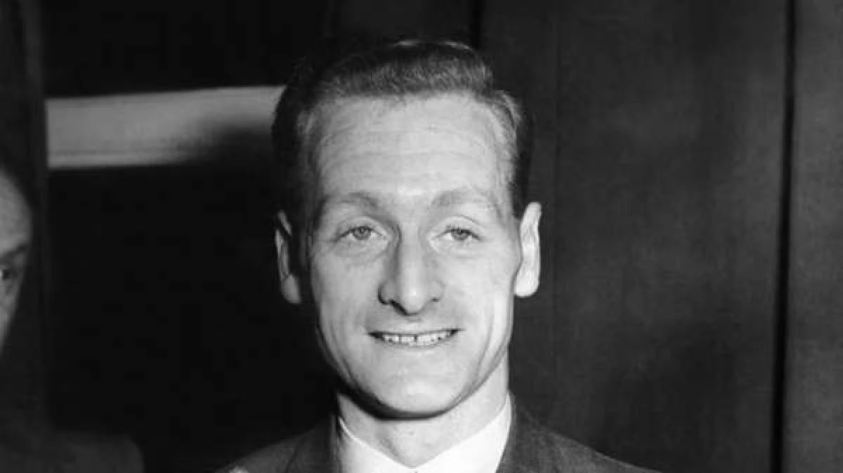 9. Tom Finney (30 bàn thắng).