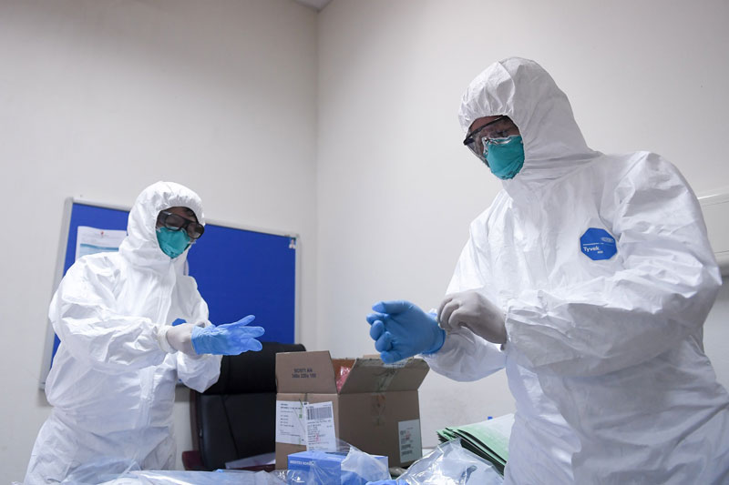 TIN SÁNG (17/5): Thêm 37 ca mắc Covid-19 ở trong nước, Mỹ may mắn đánh bại biến chủng virus?
