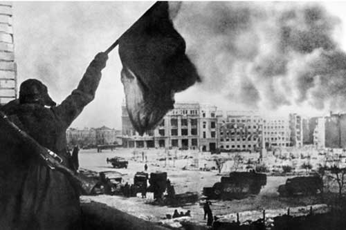 Tại sao Hồng quân trụ vững trong trận đánh thay đổi cục diện chiến tranh ở Stalingrad?