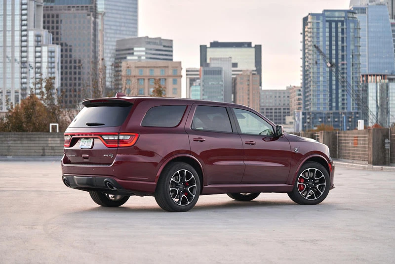 1. Dodge Durango SRT Hellcat (công suất tối đa: 710 mã lực).