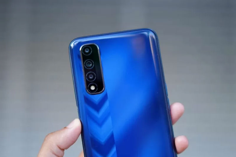 Realme ra mắt smartphone pin 5.000 mAh, sạc 33W, màn hình 90Hz, RAM 6 GB, giá hơn 4 triệu
