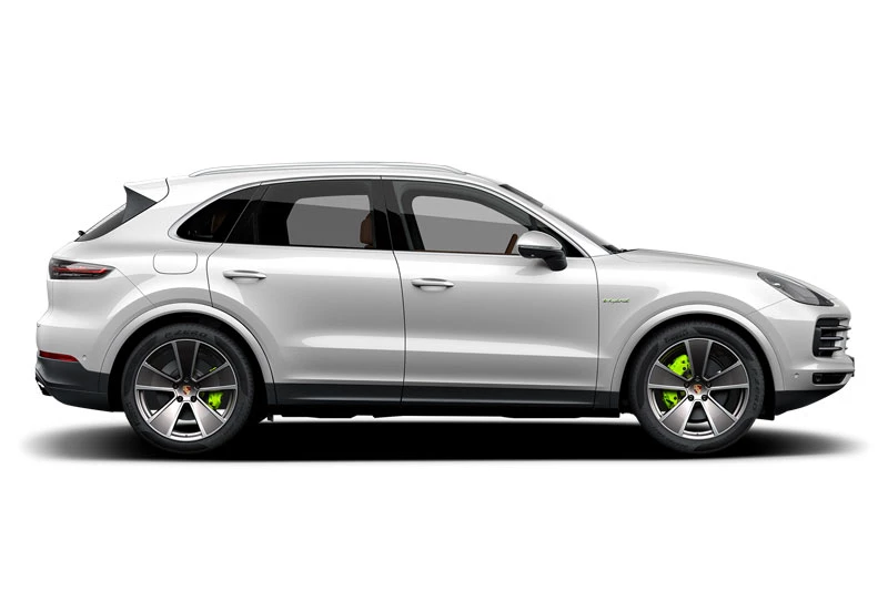 3. Porsche Cayenne Turbo S E-Hybrid (công suất tối đa: 670 mã lực).