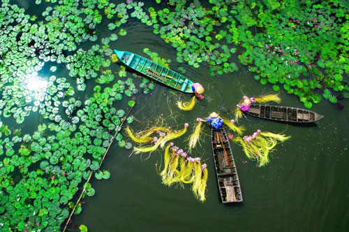 Tỉnh duy nhất có địa bàn nằm trên cả hai bờ sông Hậu?