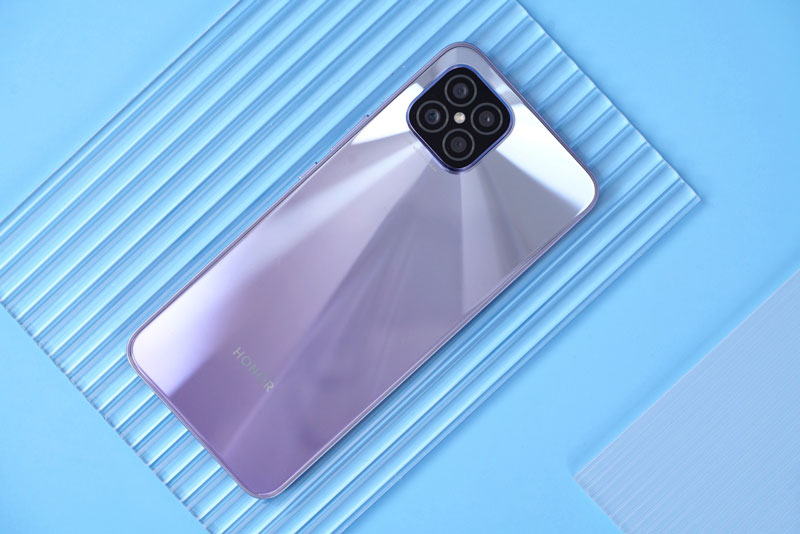 Smartphone 5G cấu hình tốt, màn hình OLED, sạc 66W, giá rẻ bất ngờ