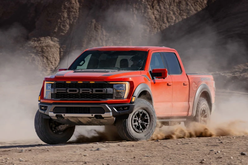 8. Ford F-150 Raptor 2021 (công suất tối đa: 450 mã lực).